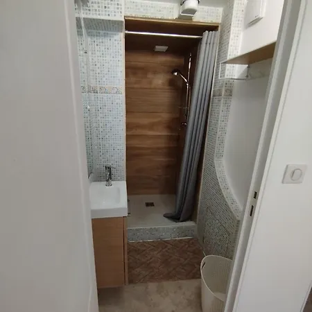 Grand 2 Pieces Atypique Aux Portes De La Vallee De Chevreuse Apartman Châteaufort